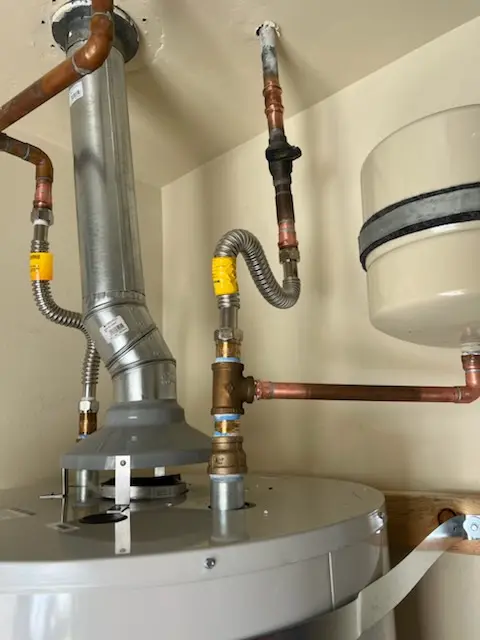 Water heater installation and plumbing repair in Milmont